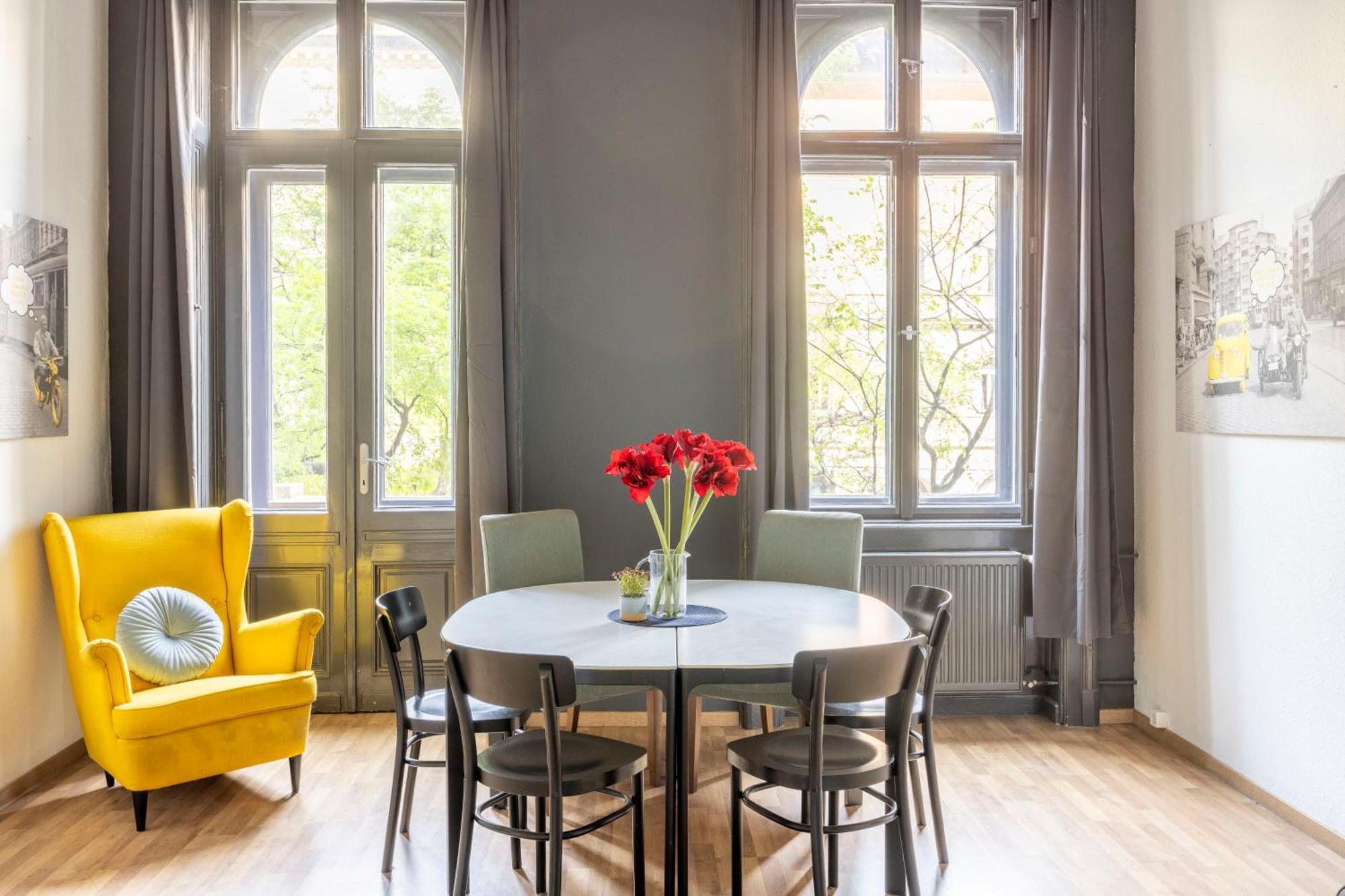 Cozy & Nostalgic Budapest Style Apartment In The Center Zewnętrze zdjęcie